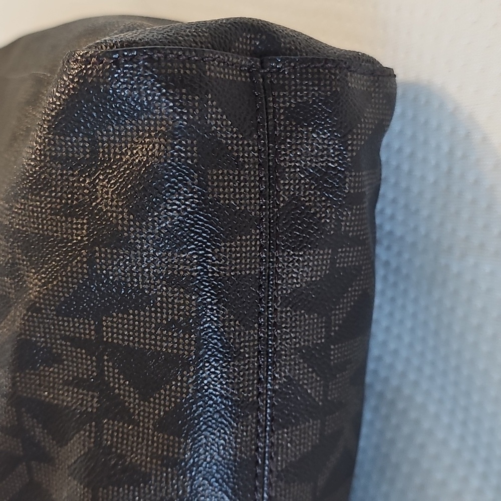 Michael Kors Jet Set Logo Print Signature Brown Tote - Picture 10 of 16